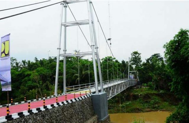 Jembatan Gantung (Suspension Bridge) - Jembatan Indonesia